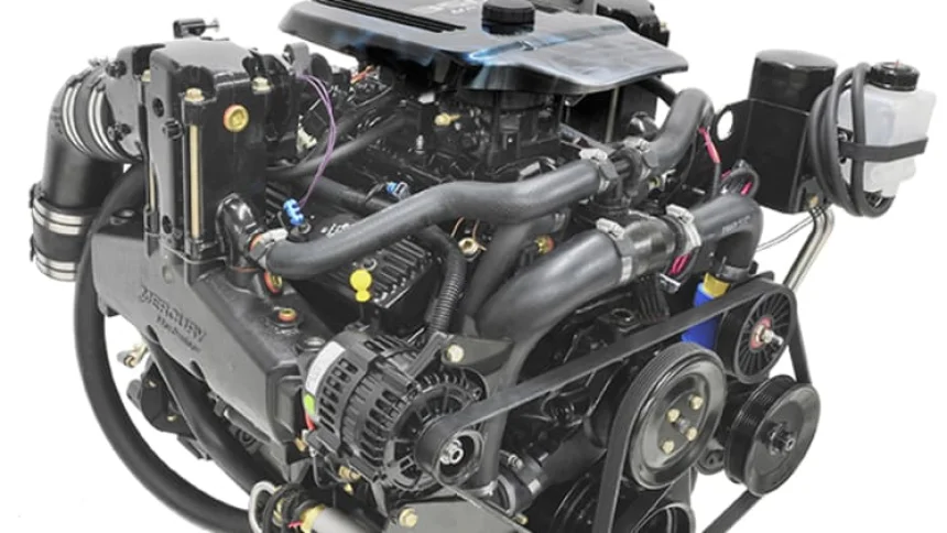 Ny V8 erstatningsmotor til Bravo drev fra Mercury Marine